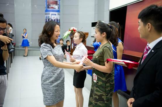 说明:E:\工会离退体\关工委\关工委活动\2016.6.13 读书决赛\DSC_5882.jpg
